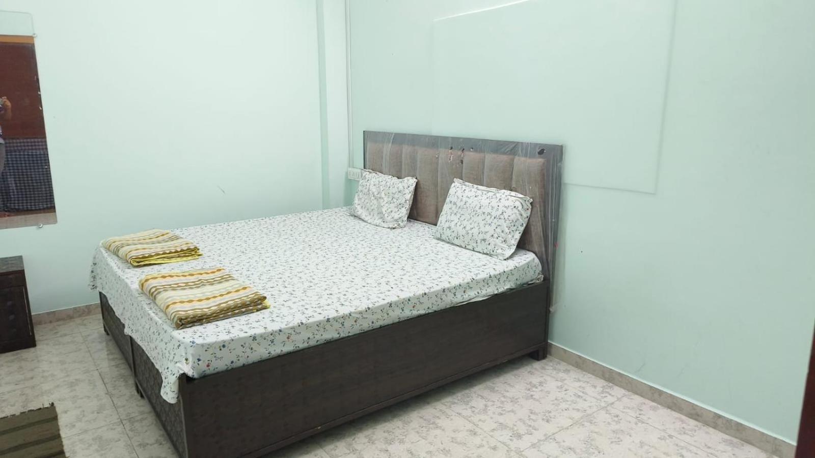 Nain Guest House Ujjain Esterno foto